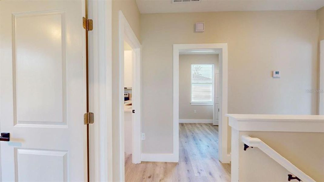 Spacious, unfurnished interior of a new home in , St. Petersburg (Image 31).