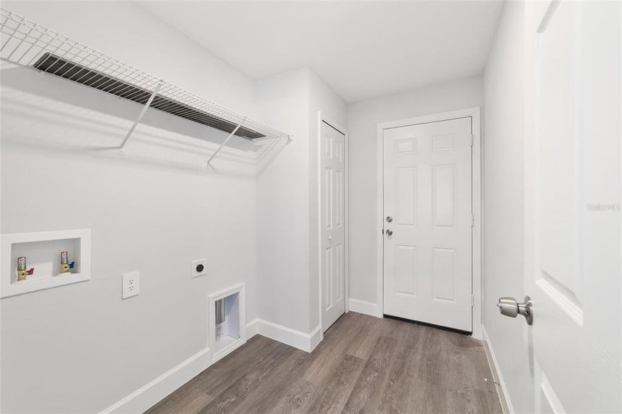 Image 33 of a home in .