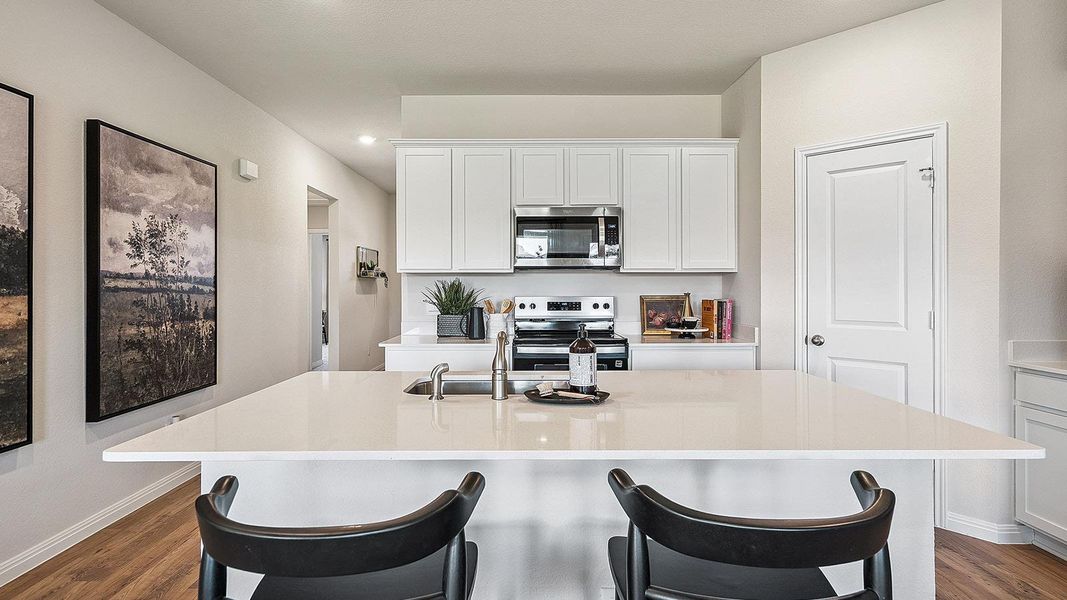 Furnished interior view inside a new home in Thunder Rock, Marble Falls (Image 9).