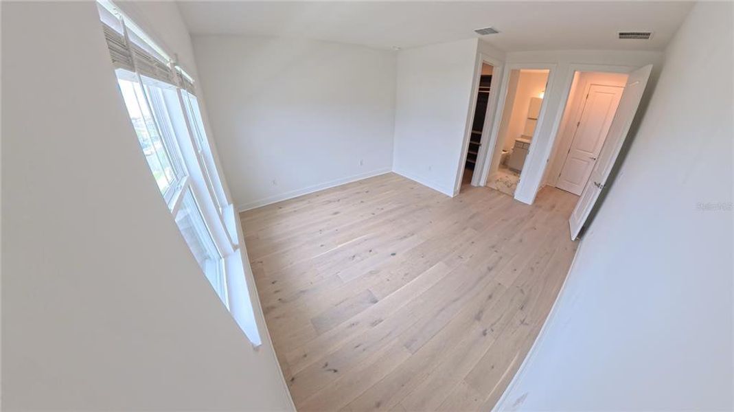 Spacious, unfurnished interior of a new home in Willow Ridge, Montverde (Image 28).