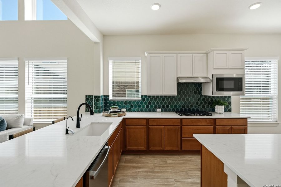 Furnished interior view inside a new home in Buffalo Crossing, Cibolo (Image 14).