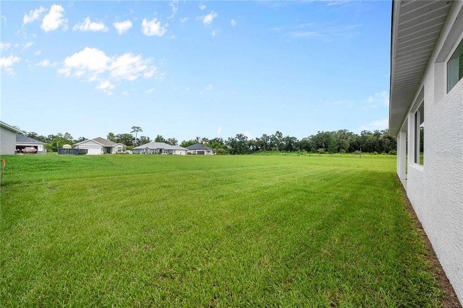 Exterior details and patio area of a home in , Ocala (Image 36).