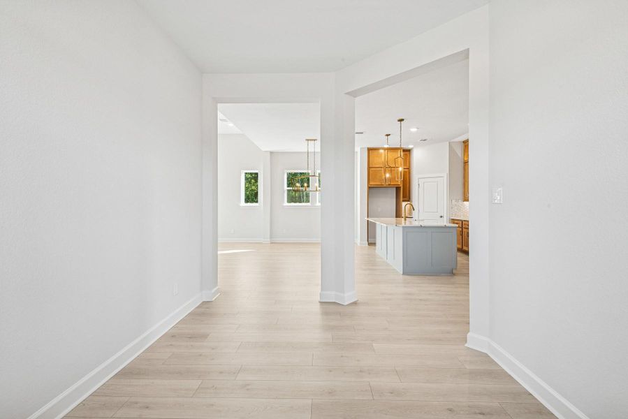 Spacious, unfurnished interior of a new home in Colton 45' Homesites, Todd Mission (Image 18). Spacious, unfurnished interior of a new home in Colton 45' Homesites, Todd Mission (Image 18).