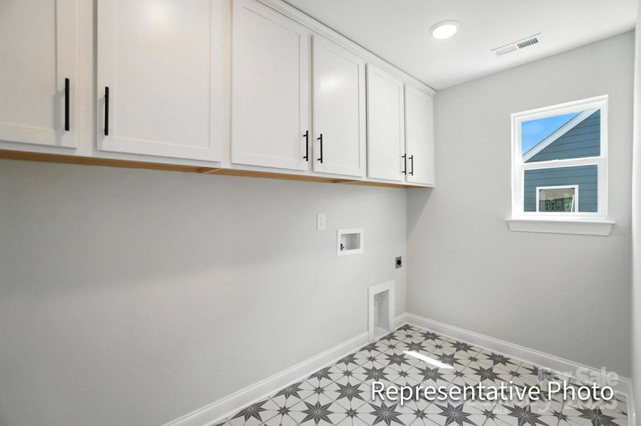 Spacious, unfurnished interior of a new home in The Meadows at Laurelbrook, Sherrills Ford (Image 22).