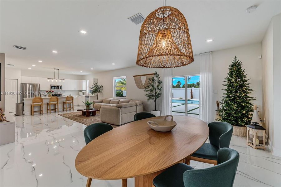 Furnished interior view inside a new home in , Homestead (Image 14).