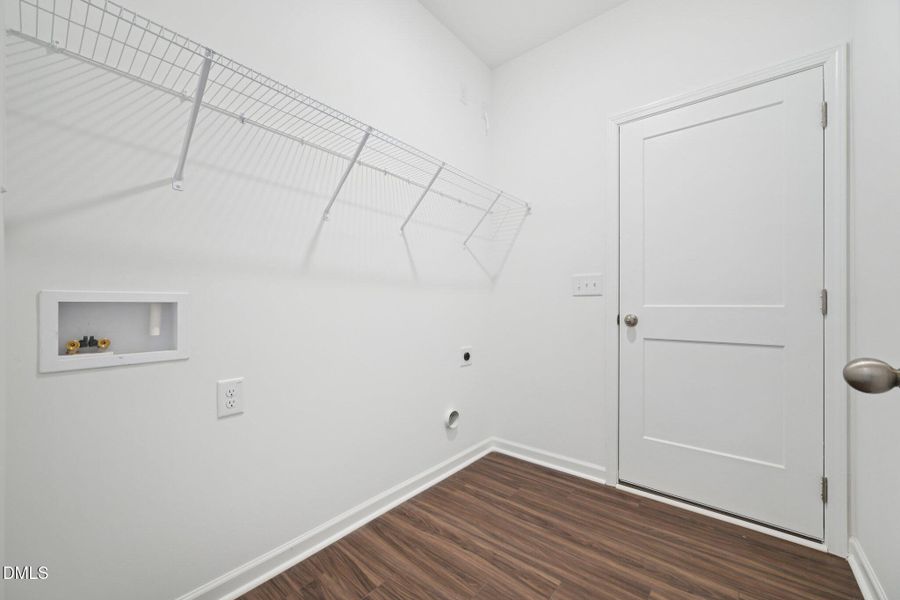 25-web-or-mls-Salers Loop-S0601-025 25-web-or-mls-Salers Loop-S0601-025