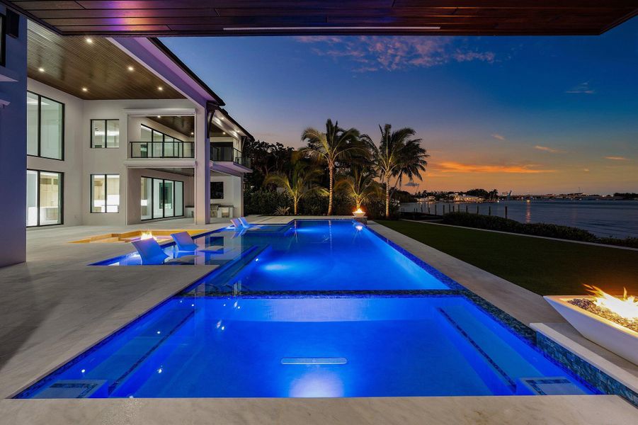 Community amenities in , Jupiter (Image 70).