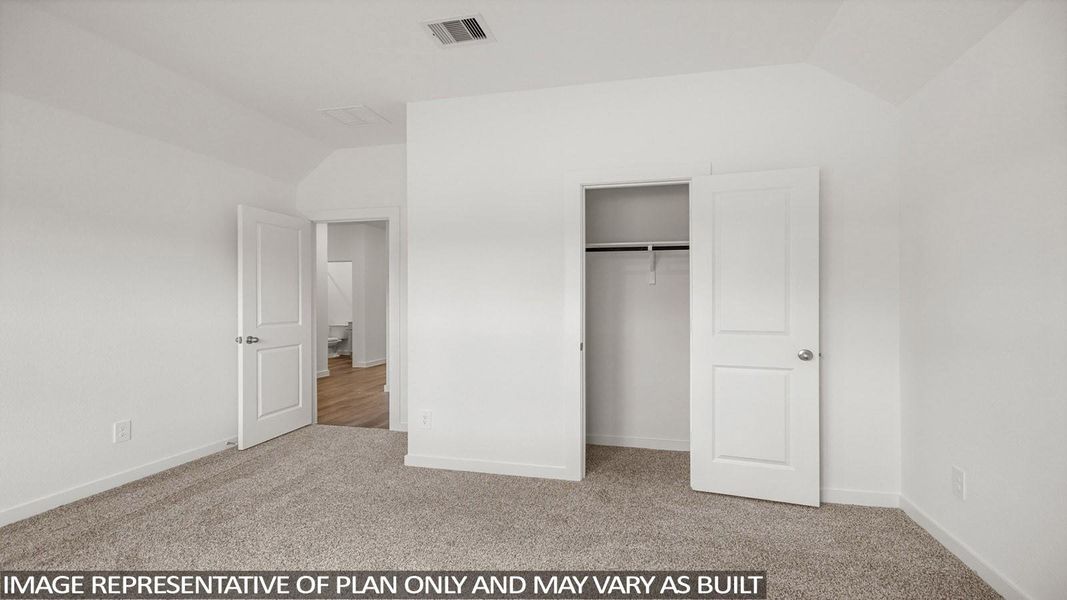 Spacious, unfurnished interior of a new home in Silverthorne, Conroe (Image 9).