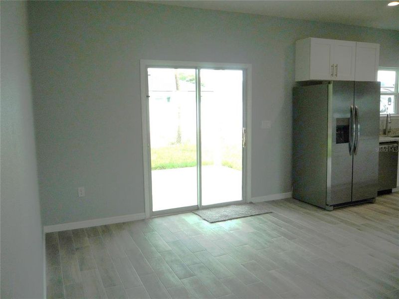 Spacious, unfurnished interior of a new home in , Ocala (Image 31).