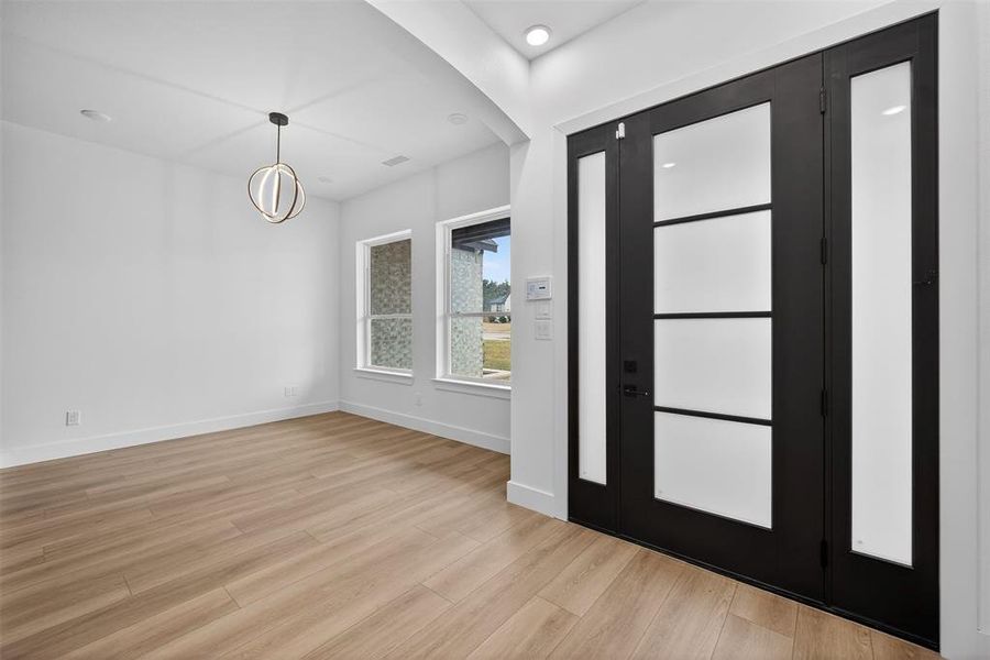 Spacious, unfurnished interior of a new home in , Ovilla (Image 37). Spacious, unfurnished interior of a new home in , Ovilla (Image 37).