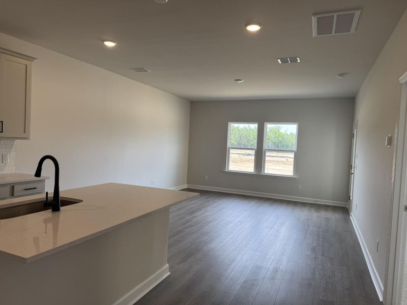 Spacious, unfurnished interior of a new home in , Ravenel (Image 13).