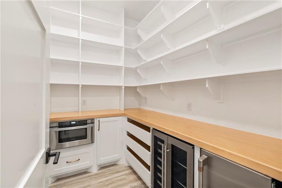 Furnished interior view inside a new home in , Franklin (Image 11).