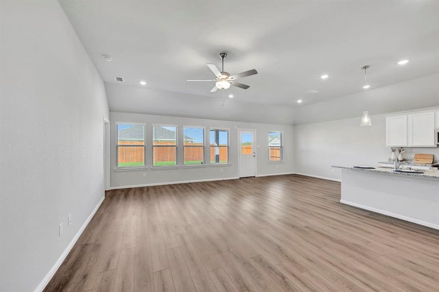 Spacious, unfurnished interior of a new home in Verandah, Royse City (Image 31). Spacious, unfurnished interior of a new home in Verandah, Royse City (Image 31).