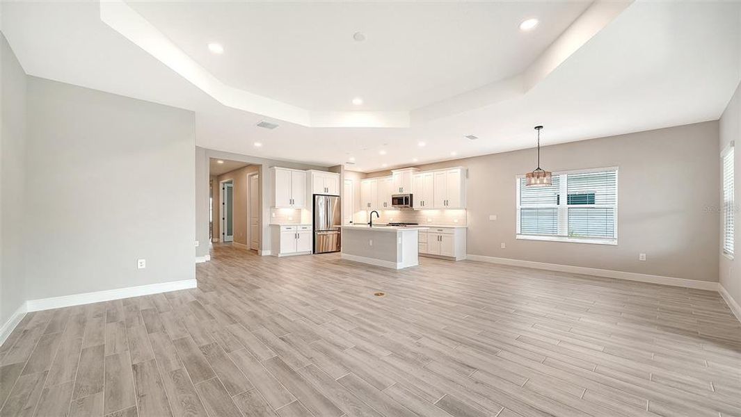 Spacious, unfurnished interior of a new home in Windward, Lakewood Ranch (Image 31). Spacious, unfurnished interior of a new home in Windward, Lakewood Ranch (Image 31).