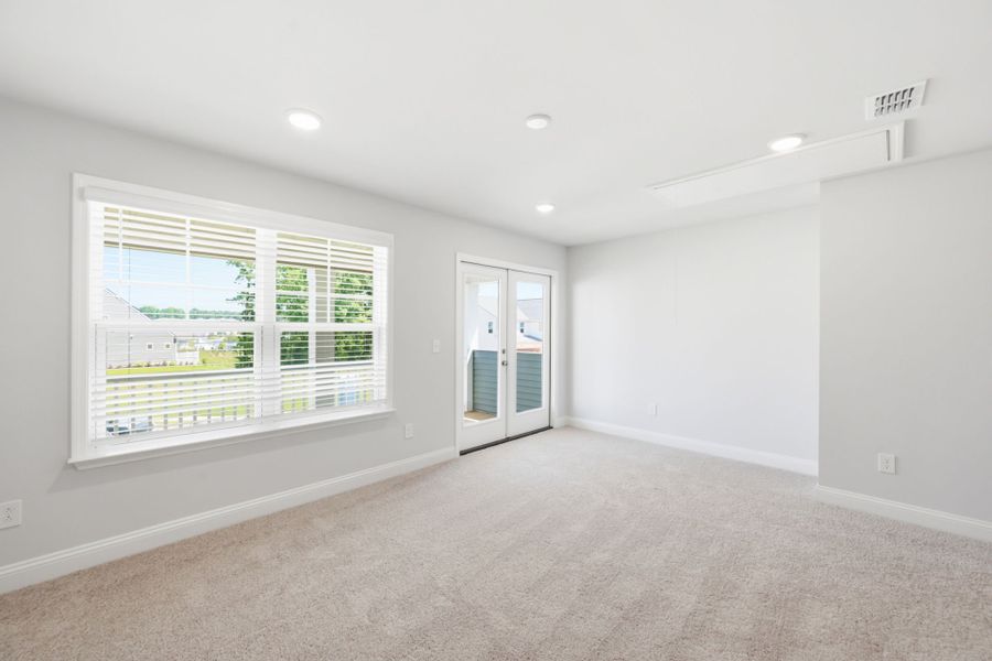Spacious, unfurnished interior of a new home in Grand Arbor, Blythewood (Image 16). Spacious, unfurnished interior of a new home in Grand Arbor, Blythewood (Image 16).