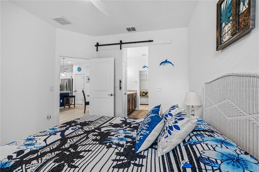 Furnished interior view inside a new home in , Daytona Beach (Image 8).