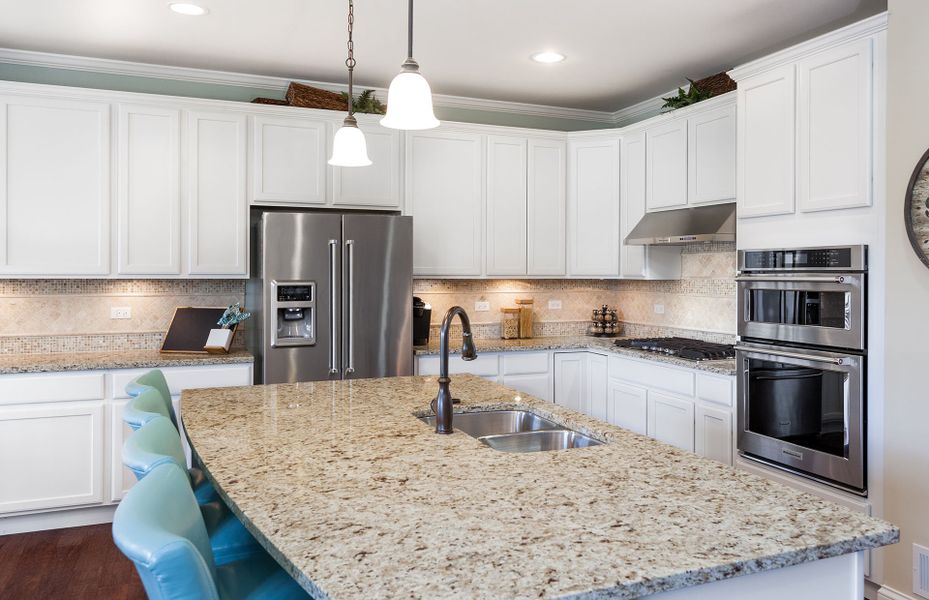 Open Kitchen with Large Island