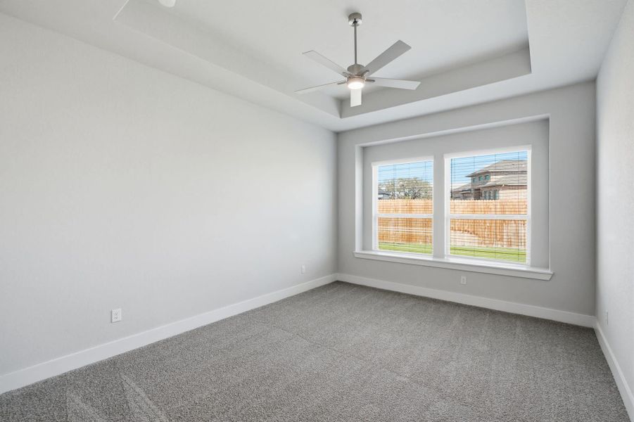 Spacious, unfurnished interior of a new home in Alsatian Oaks, Castroville (Image 21).