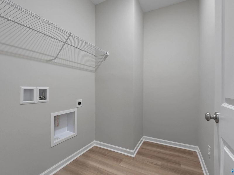 Spacious, unfurnished interior of a new home in Bailey Park, Fayetteville (Image 23).