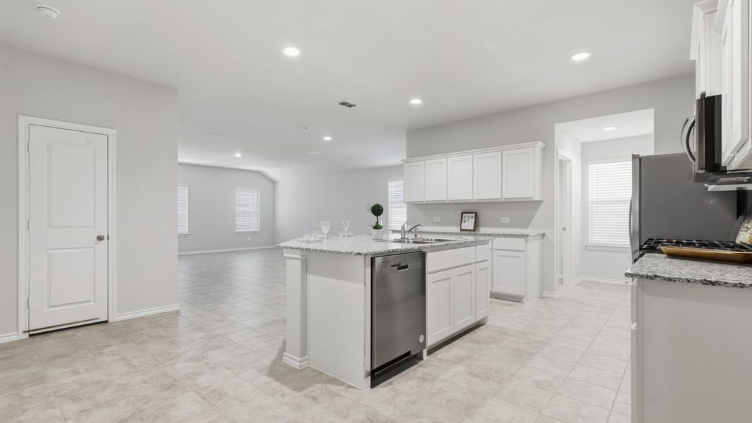 Furnished interior view inside a new home in Eagle Creek, Denton (Image 7).