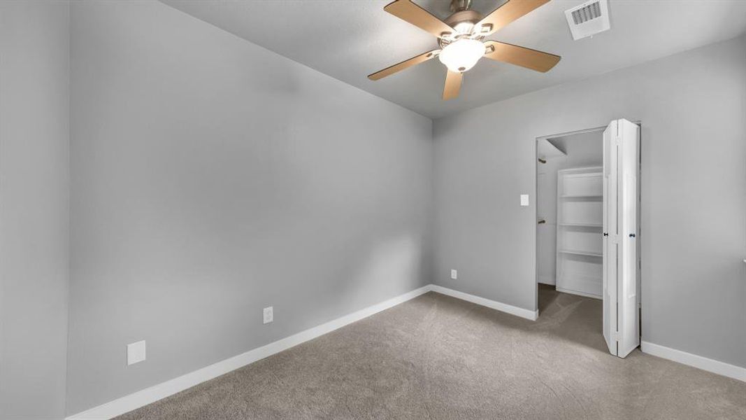 Spacious, unfurnished interior of a new home in , Weatherford (Image 23).