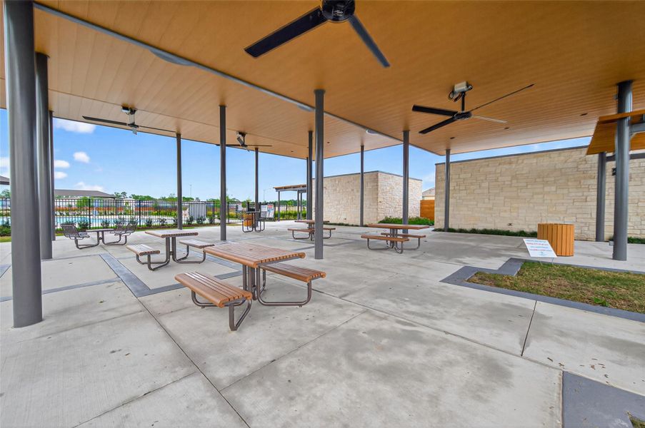 Community amenities in Tavola, New Caney (Image 34). Community amenities in Tavola, New Caney (Image 34).