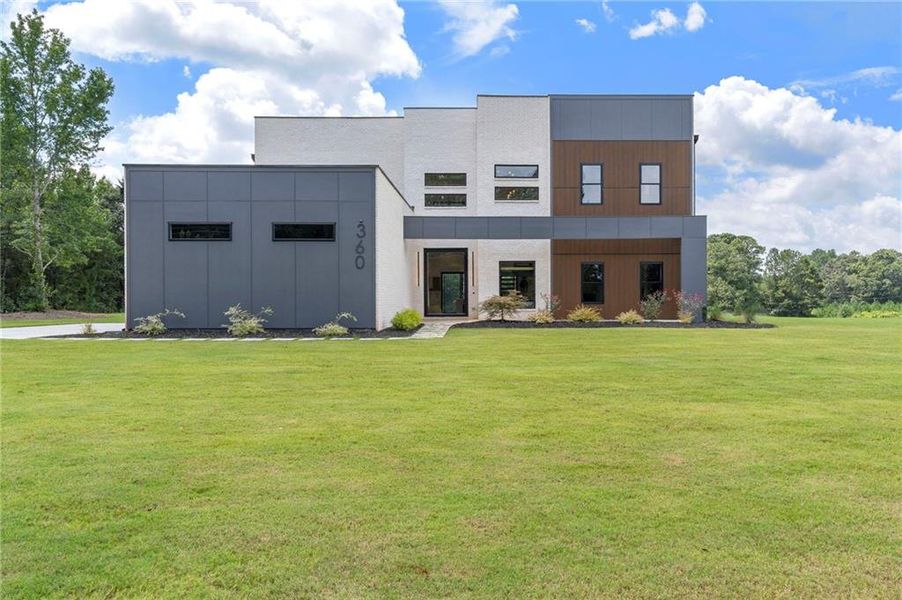 Image 89 of a home in .