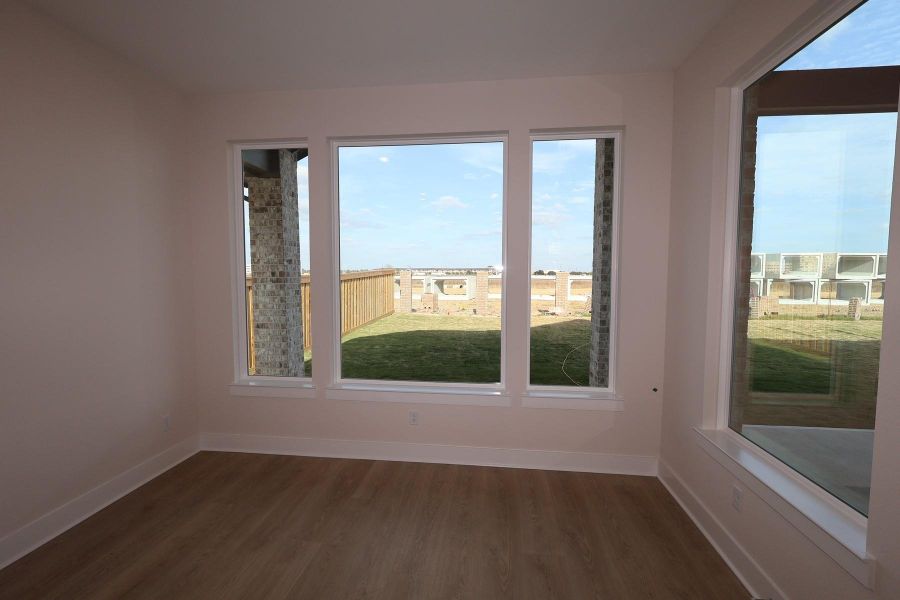 Spacious, unfurnished interior of a new home in Dunham Pointe, Cypress (Image 18).
