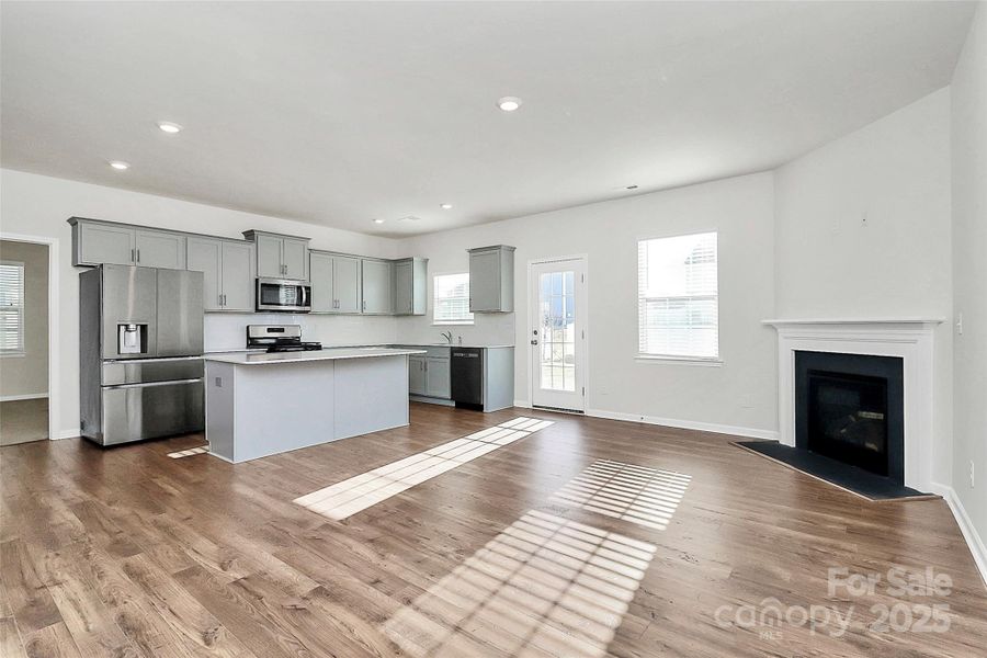 Spacious, unfurnished interior of a new home in , Gastonia (Image 23).