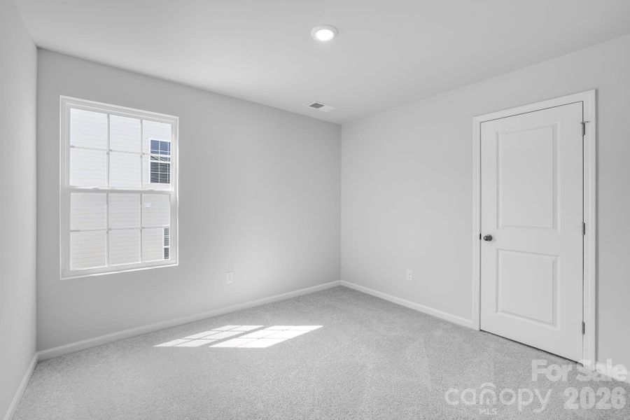 Spacious, unfurnished interior of a new home in Cleveland Hill, Shelby (Image 23).