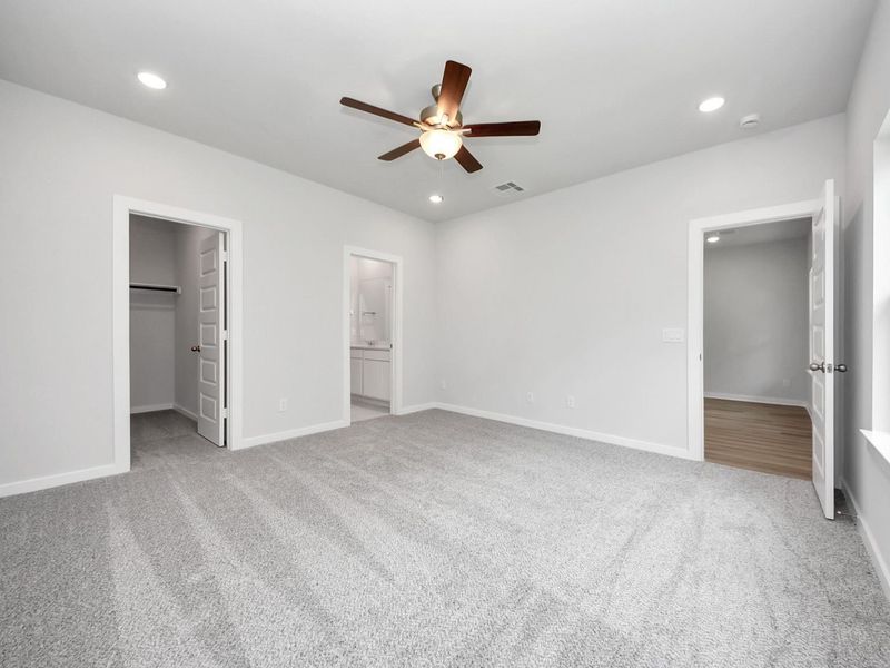 Spacious, unfurnished interior of a new home in Windmill Estates, Magnolia (Image 32).