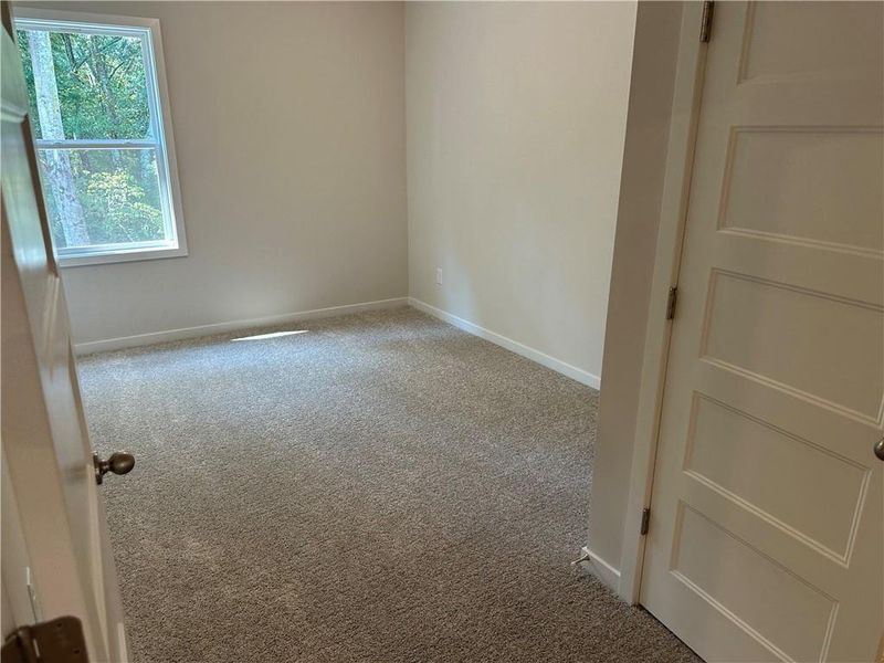 Image 146 of a home in Rosewood Lake Estates.