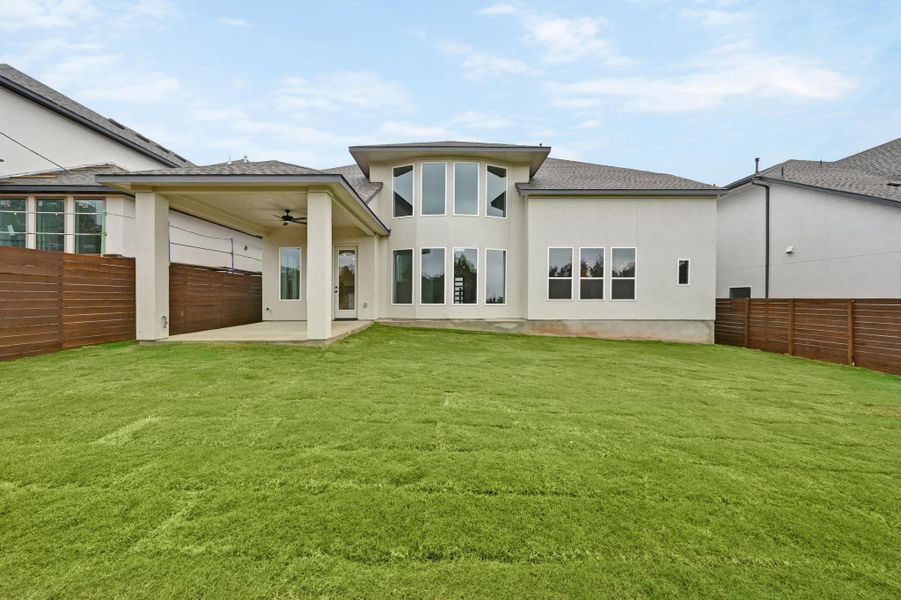 Exterior details and patio area of a home in Provence - 60', Austin (Image 23).