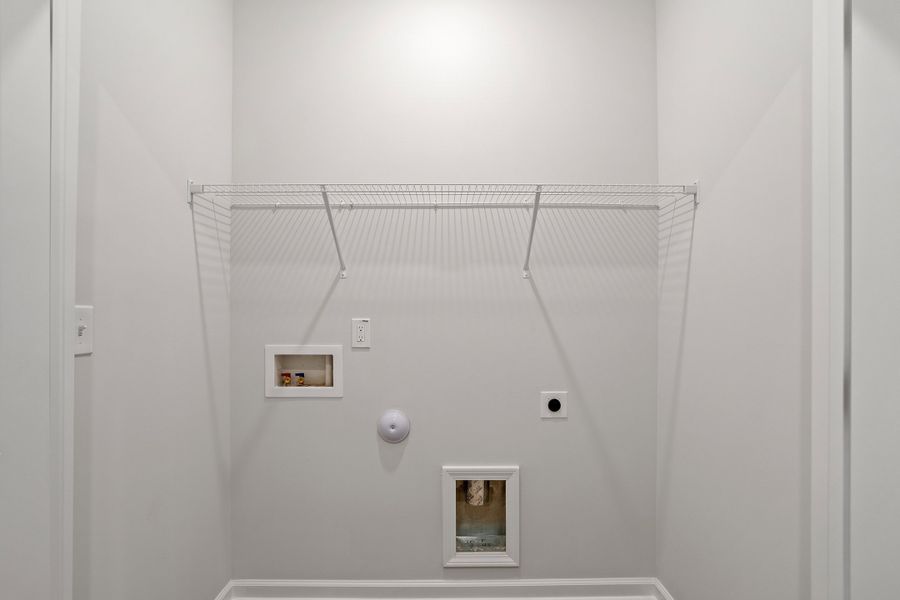 Spacious, unfurnished interior of a new home in Sweetbrier, Durham (Image 24).