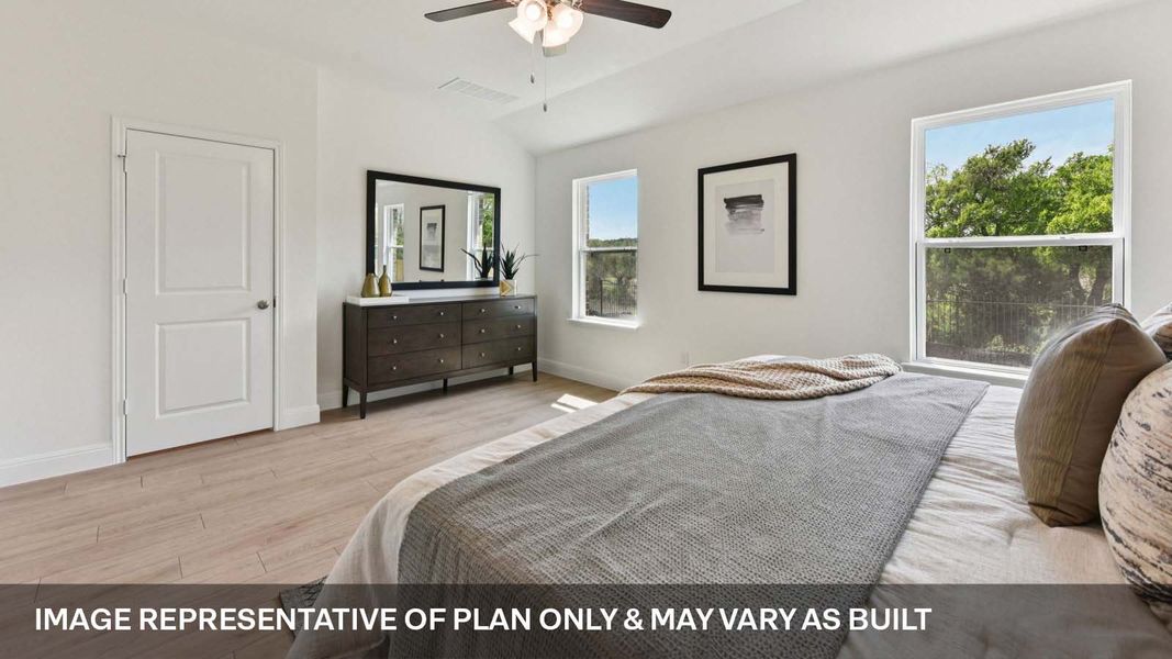 Representative furnished interior of a home built from the The Fairfield by D.R. Horton in Riverview, Georgetown (Image 18).