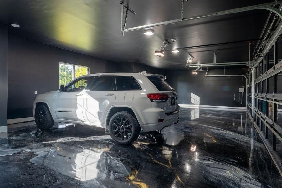 Image 40 of a home in .