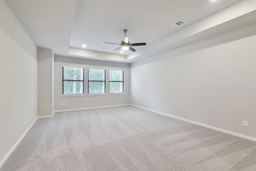 Spacious, unfurnished interior of a new home in Summer Place  35', Montgomery (Image 47).