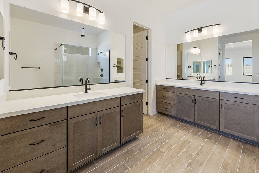 Furnished interior view inside a new home in Salero, Laveen (Image 9).