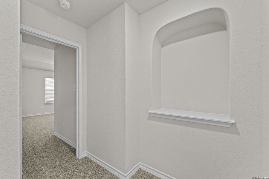 Spacious, unfurnished interior of a new home in Laurel Vistas, San Antonio (Image 15).