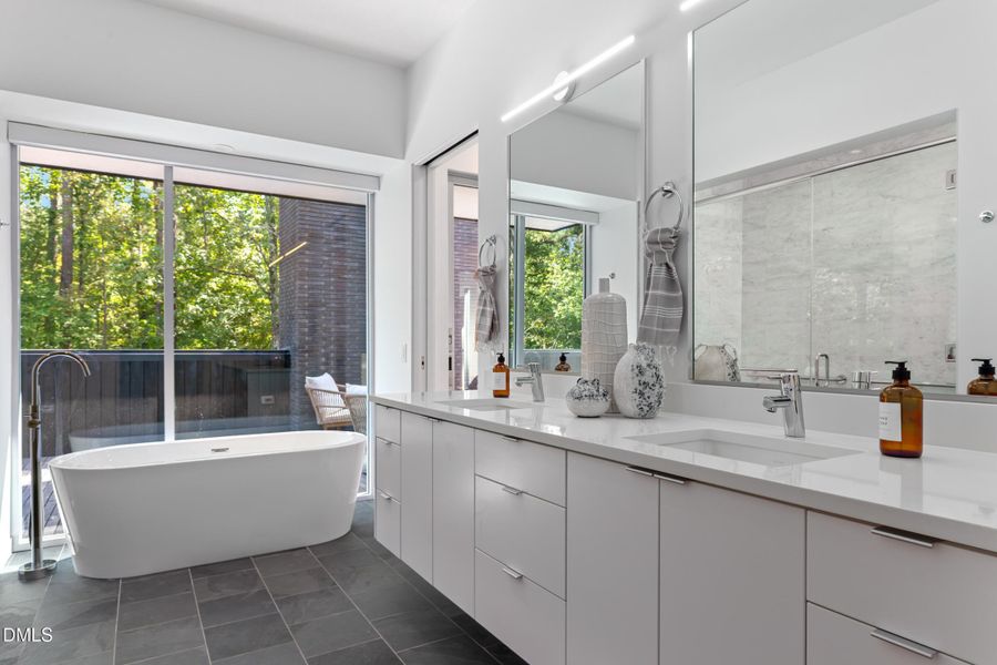 711 Berryhill Dr 64 Rhonda Szostak