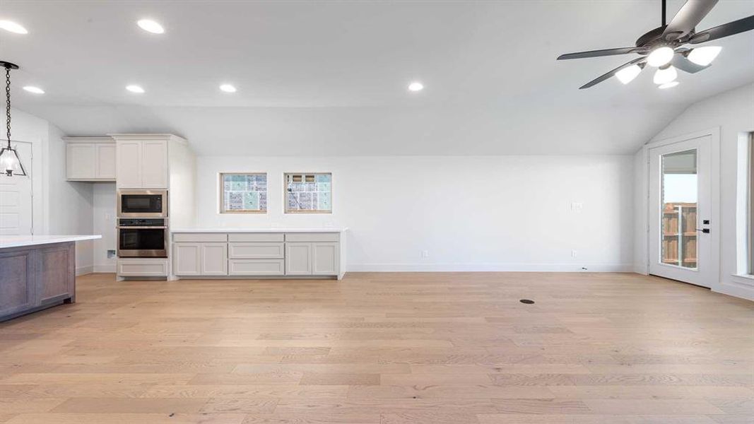 Spacious, unfurnished interior of a new home in Mosaic 50', Celina (Image 17). Spacious, unfurnished interior of a new home in Mosaic 50', Celina (Image 17).