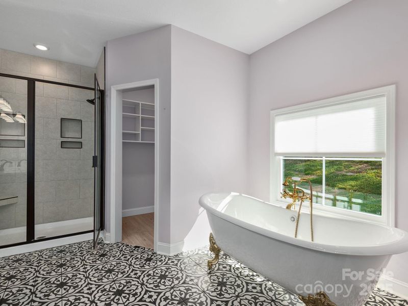 Image 28 of a home in . Image 28 of a home in .