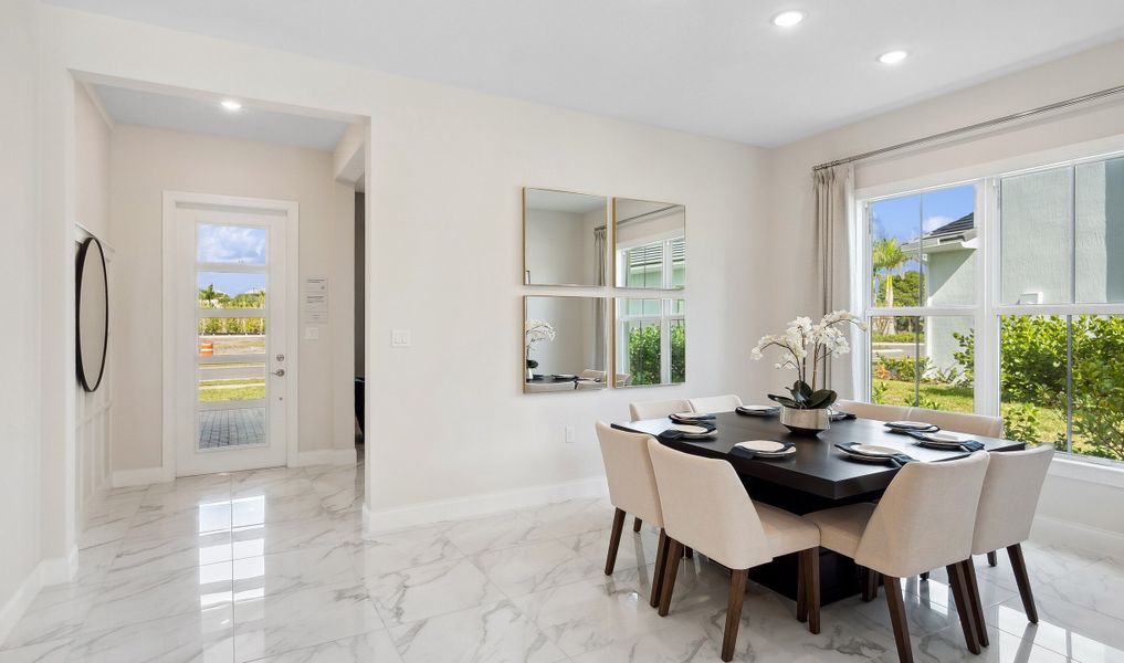 Welcoming foyer & dining room