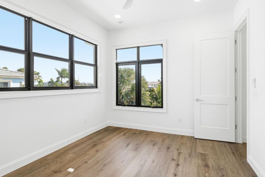 109-ARLINGTON-PL-33405-076