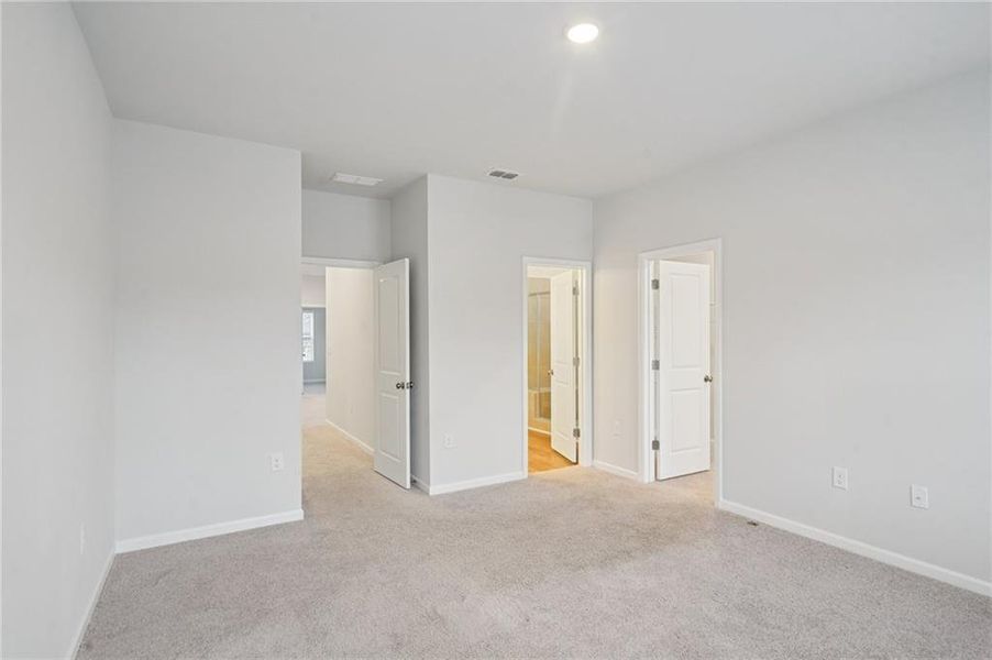 Spacious, unfurnished interior of a new home in , Grayson (Image 20). Spacious, unfurnished interior of a new home in , Grayson (Image 20).