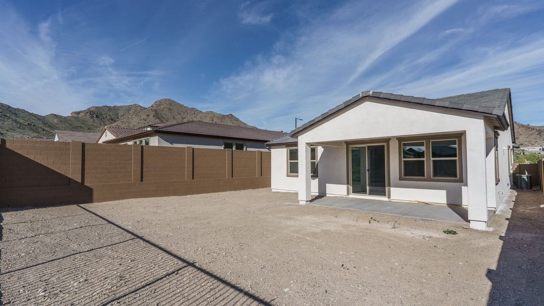 Representative exterior details of a home built from the Saguaro by William Ryan Homes in The Ridge at Sienna Hills, Buckeye (Image 4). Representative exterior details of a home built from the Saguaro by William Ryan Homes in The Ridge at Sienna Hills, Buckeye (Image 4).