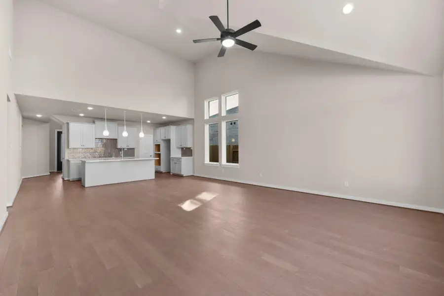Spacious, unfurnished interior of a new home in , Katy (Image 8).