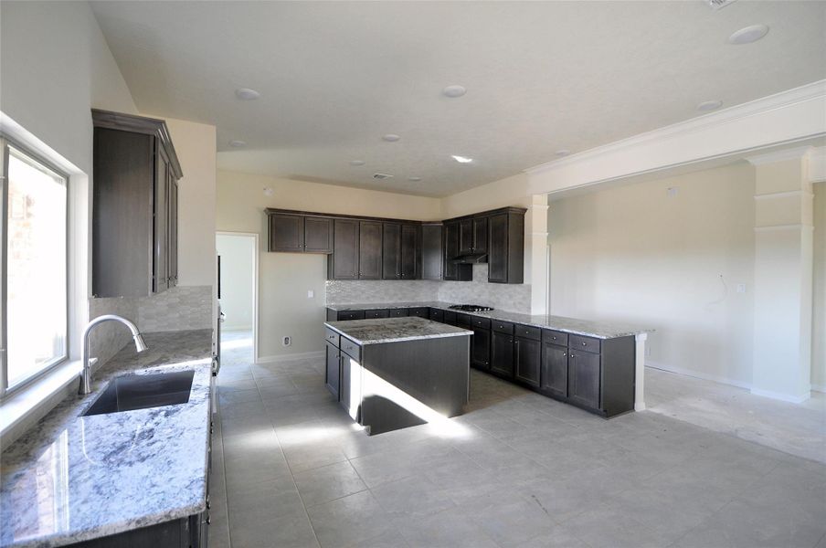 In-progress construction of a new home in , League City, TX (Image 25).