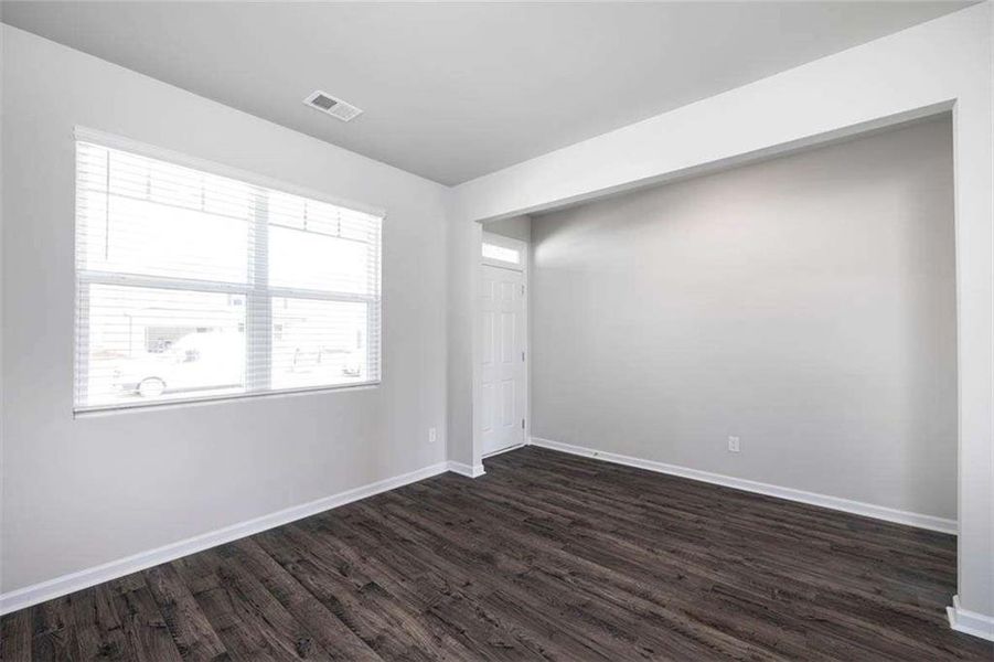 Spacious, unfurnished interior of a new home in Cedar Ridge - Locust Grove Station, Locust Grove (Image 15). Spacious, unfurnished interior of a new home in Cedar Ridge - Locust Grove Station, Locust Grove (Image 15).