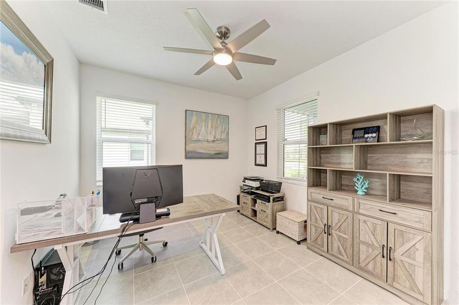 Furnished interior view inside a new home in , Lakewood Ranch (Image 6).